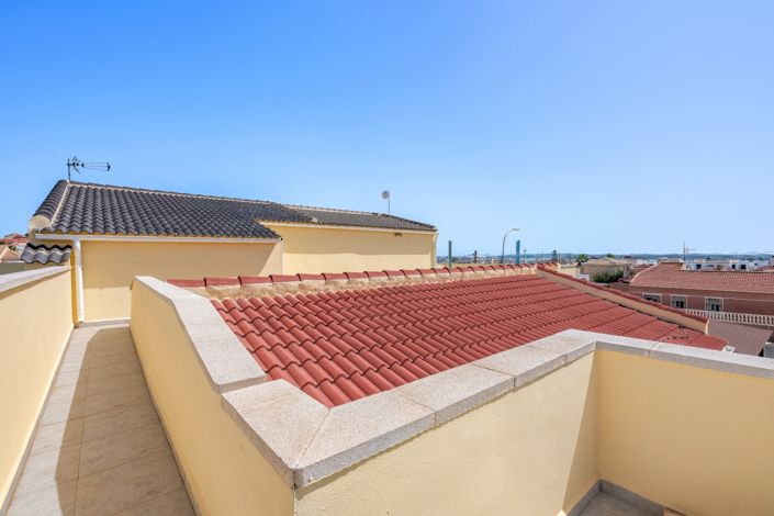 Image No.43-5 Bed Villa for sale