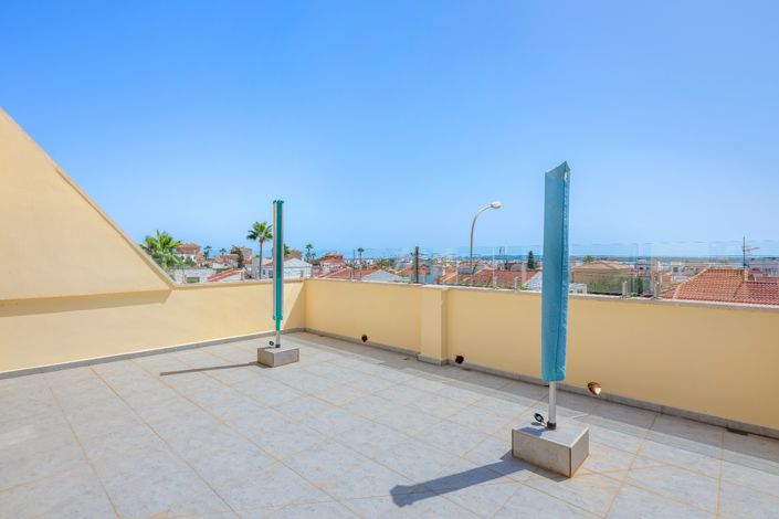Image No.46-5 Bed Villa for sale