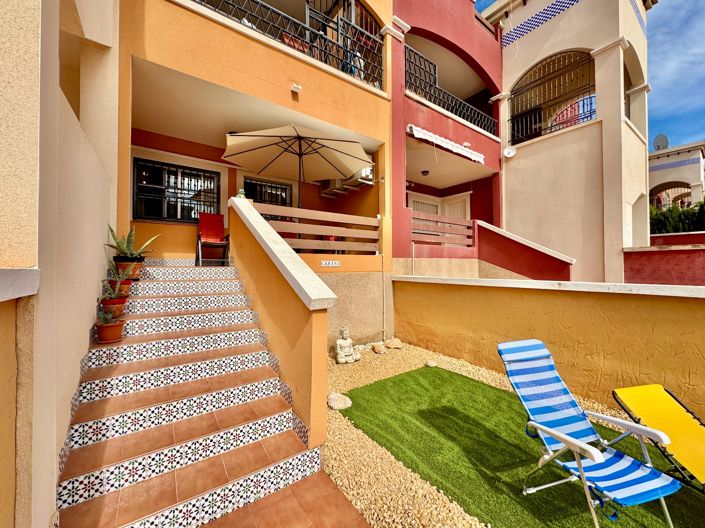 Image No.32-2 Bed Apartment for sale