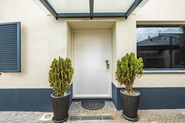 Image No.28-3 Bed Apartment for sale