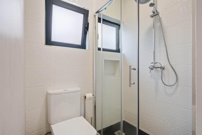 Image No.25-3 Bed Apartment for sale