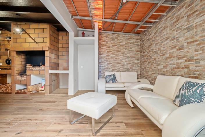 Image No.17-3 Bed Apartment for sale