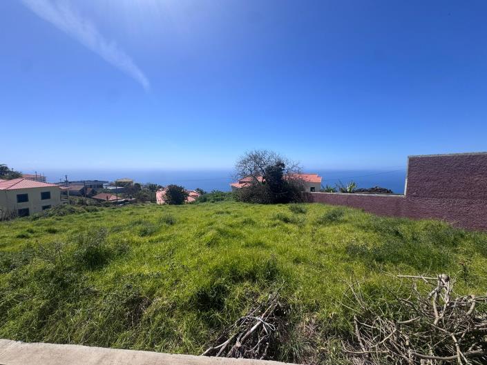 Image No.5-2 Bed Land for sale