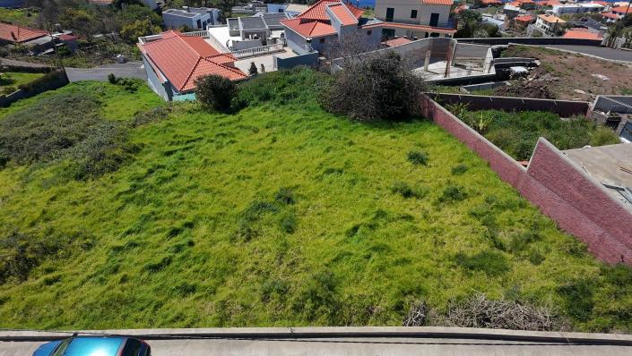 Image No.10-2 Bed Land for sale