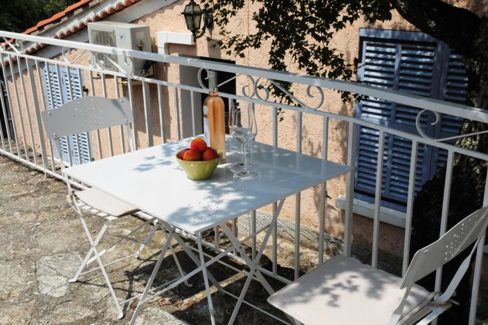 Image No.8-4 Bed House for sale
