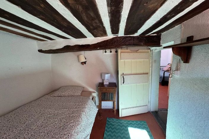 Image No.21-4 Bed House for sale