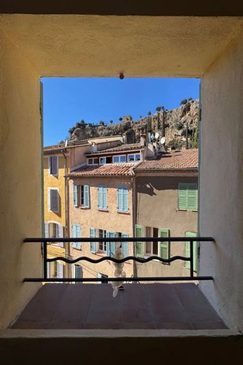 Image No.25-4 Bed House for sale