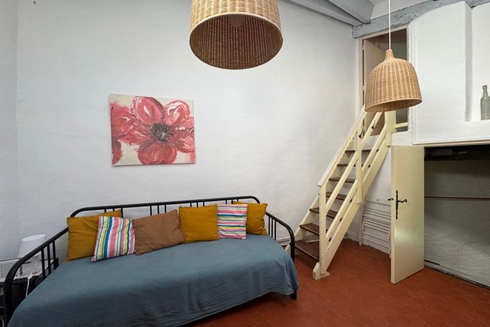 Image No.27-4 Bed House for sale