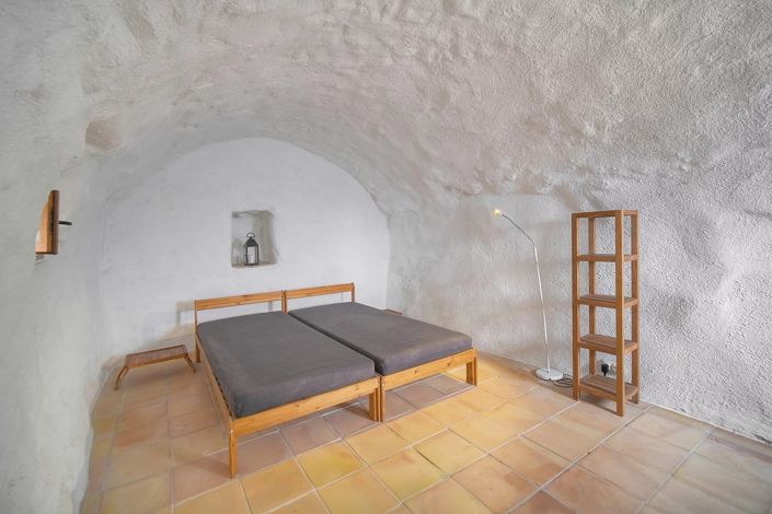 Image No.14-3 Bed House for sale