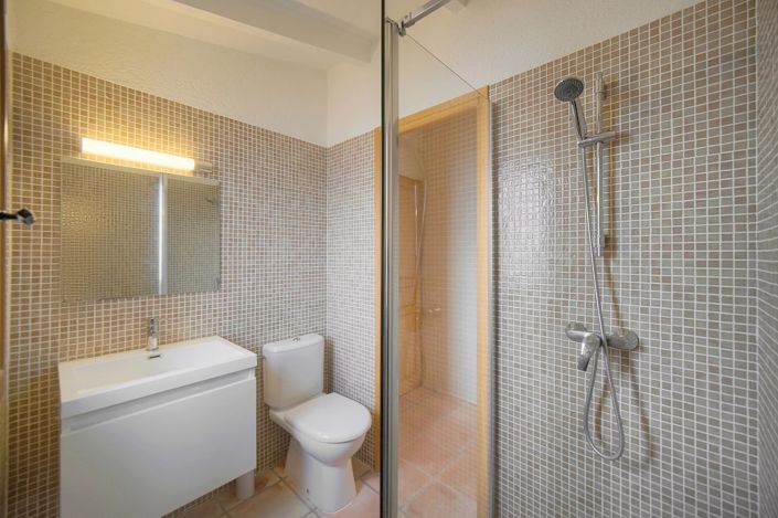 Image No.20-3 Bed House for sale