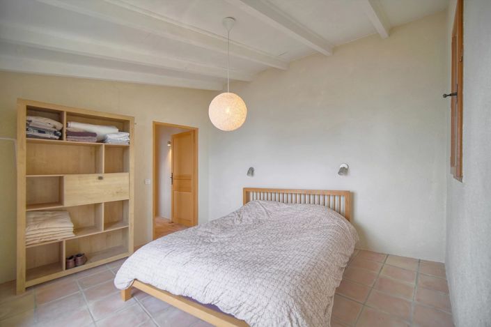 Image No.22-3 Bed House for sale