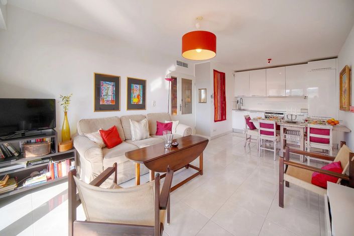 Image No.11-1 Bed Apartment for sale