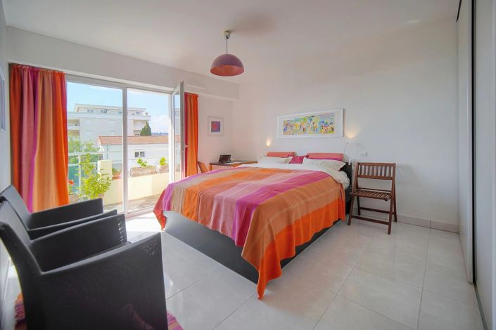 Image No.16-1 Bed Apartment for sale