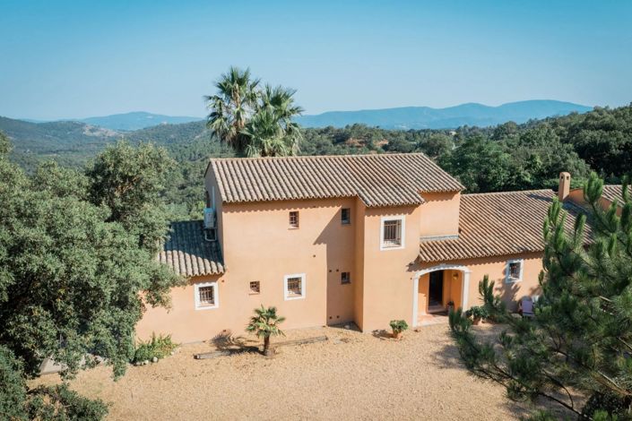 Image No.3-4 Bed House for sale