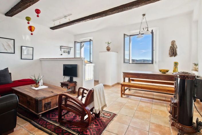 Image No.11-4 Bed House for sale