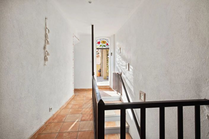 Image No.27-4 Bed House for sale