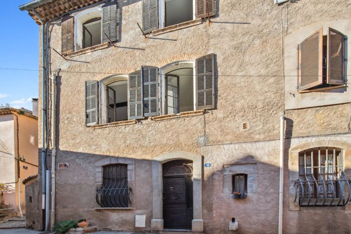Image No.30-4 Bed House for sale