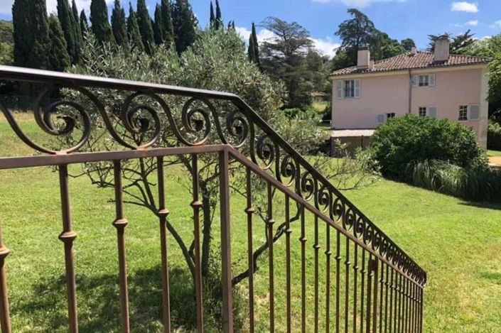 Image No.14-6 Bed House for sale