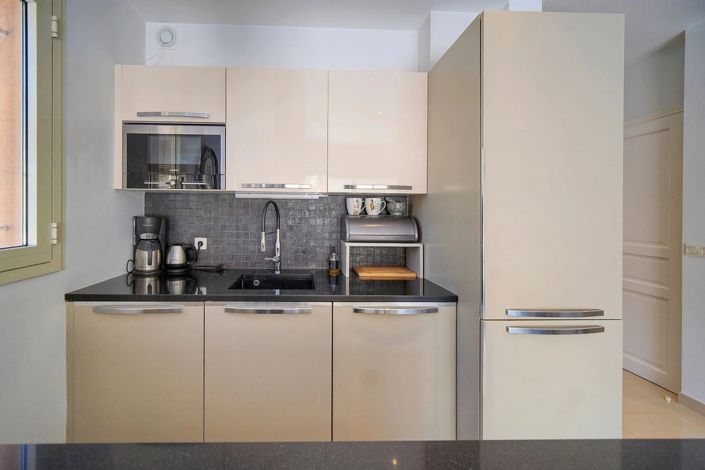 Image No.18-2 Bed Apartment for sale