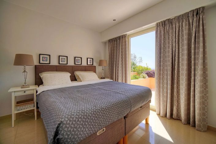 Image No.20-2 Bed Apartment for sale