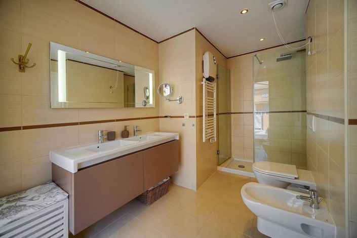 Image No.25-2 Bed Apartment for sale