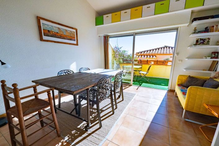 Image No.10-2 Bed Apartment for sale