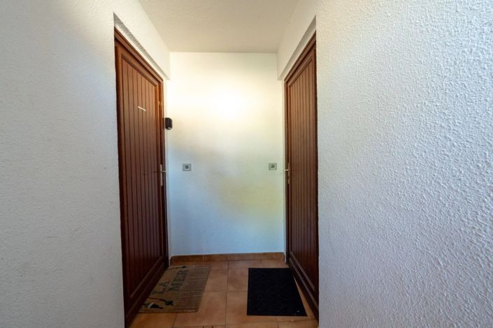 Image No.23-2 Bed Apartment for sale