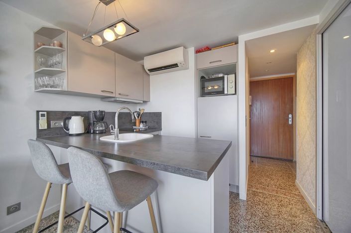 Image No.8-Apartment for sale