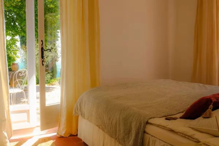 Image No.17-7 Bed House for sale
