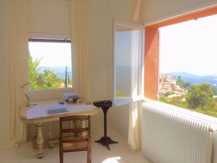 Image No.30-7 Bed House for sale