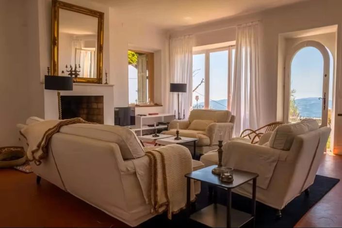 Image No.5-7 Bed House for sale