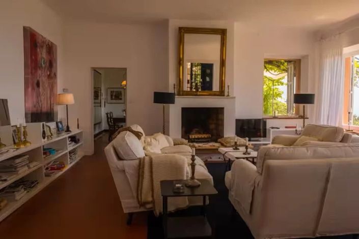 Image No.6-7 Bed House for sale
