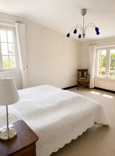 Image No.19-5 Bed House for sale
