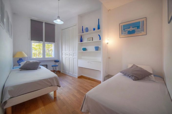 Image No.12-2 Bed Apartment for sale