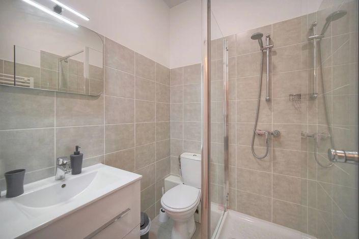 Image No.13-2 Bed Apartment for sale