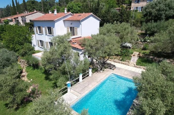 Image No.20-4 Bed House for sale