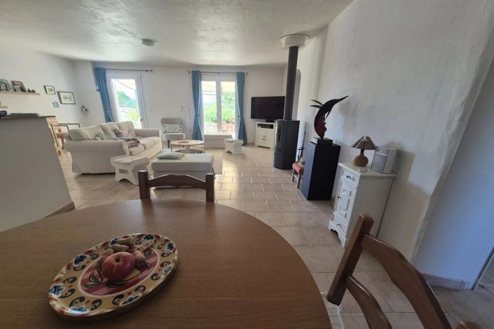 Image No.17-4 Bed House for sale