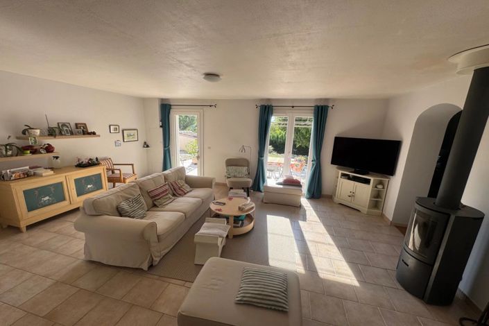 Image No.9-4 Bed House for sale