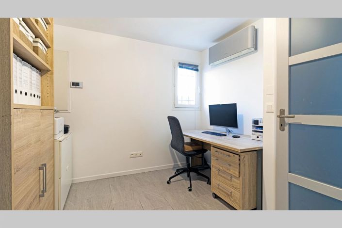 Image No.11-4 Bed House for sale