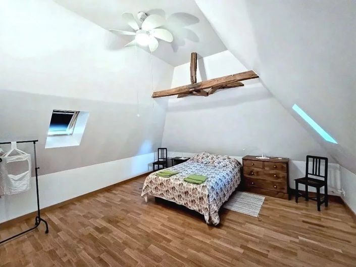 Image No.19-5 Bed House for sale