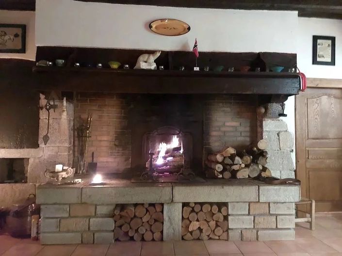 Image No.7-5 Bed House for sale
