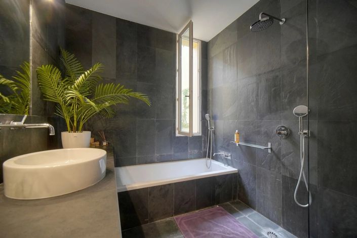 Image No.15-4 Bed Apartment for sale