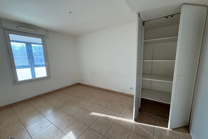 Image No.24-1 Bed Apartment for sale