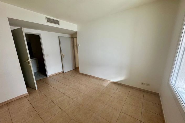 Image No.26-1 Bed Apartment for sale