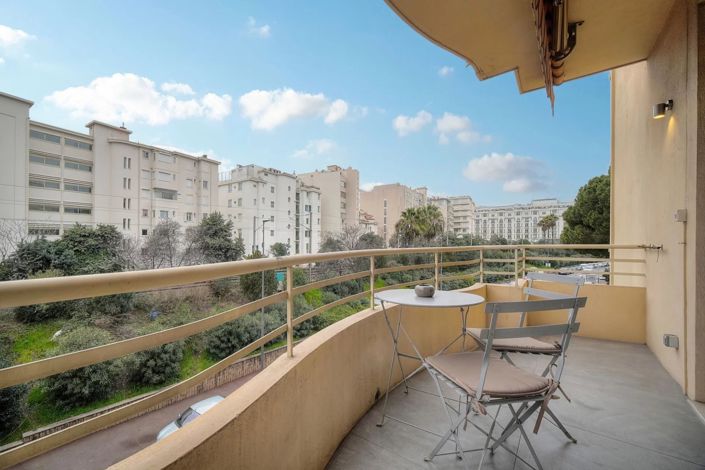 Image No.17-2 Bed Apartment for sale