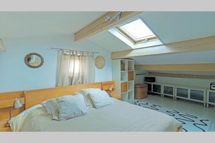 Image No.21-4 Bed House for sale