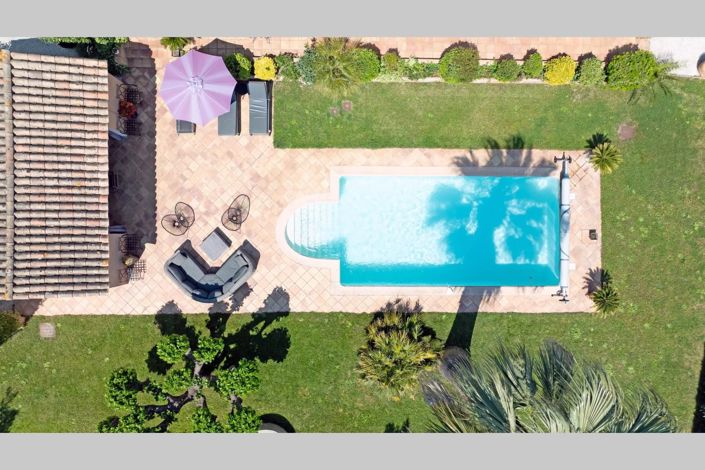 Image No.3-4 Bed House for sale