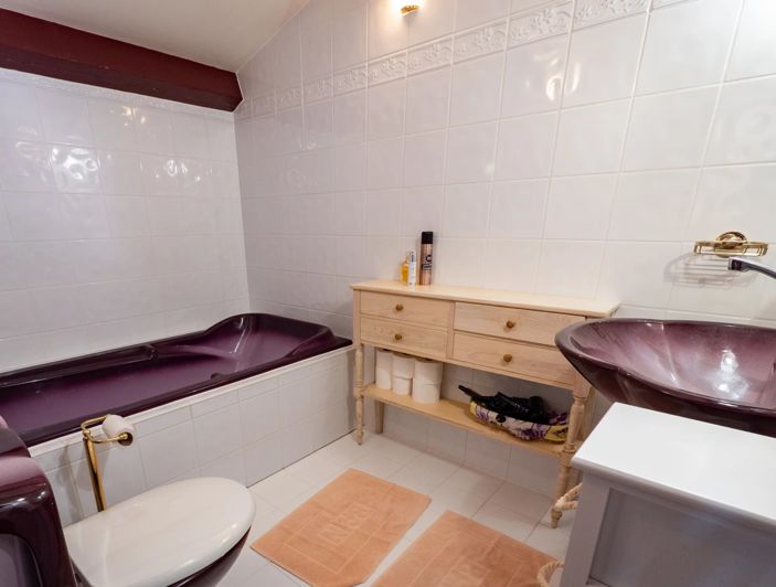 Image No.29-5 Bed House for sale