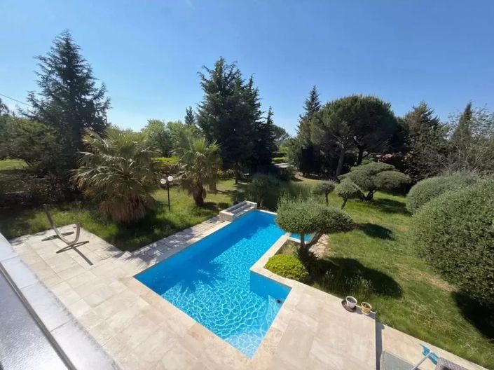 Image No.11-3 Bed House for sale