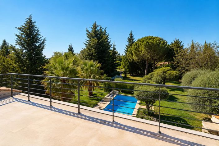 Image No.13-3 Bed House for sale